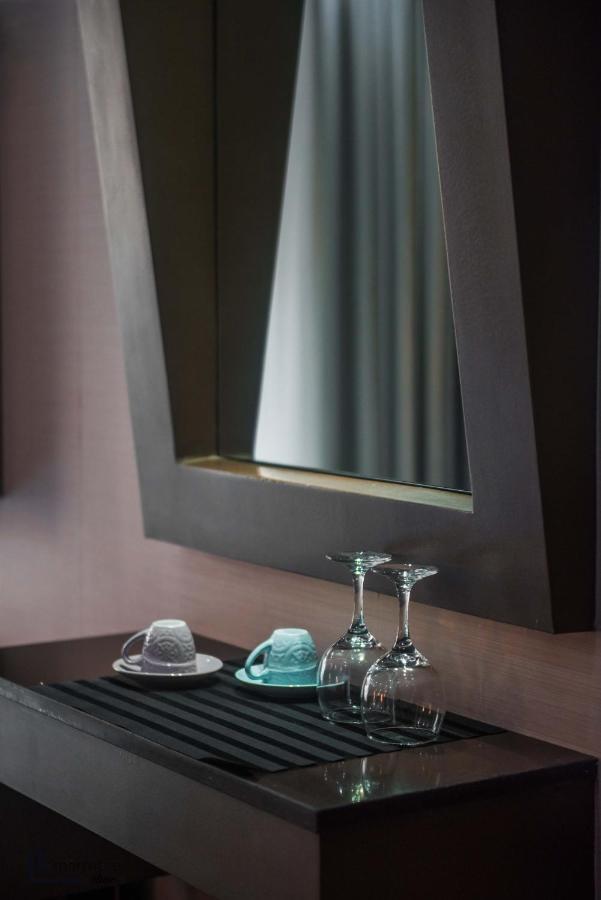 Noho Boutique Koukaki , Premium Living Apartment Athena Bagian luar foto
